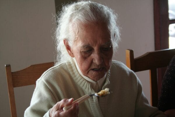 10 Ultimate Warning Signs Your Parent Needs Home Care